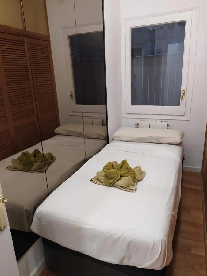 Rooms Arago Barcelona Zewnętrze zdjęcie