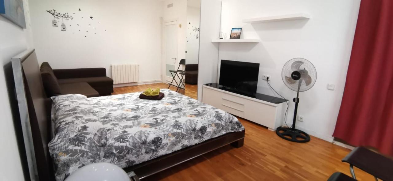 Rooms Arago Barcelona Zewnętrze zdjęcie