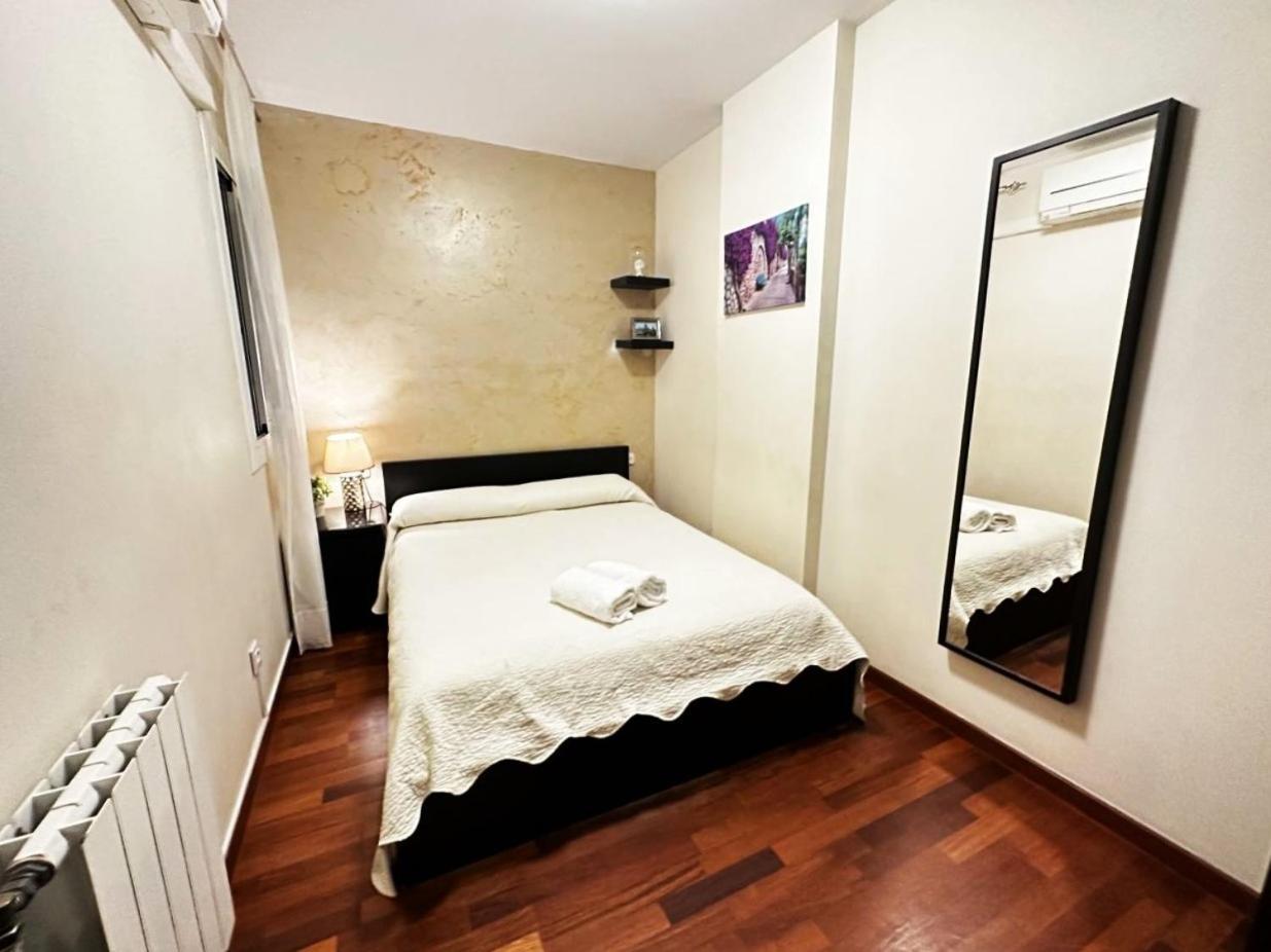 Rooms Arago Barcelona Zewnętrze zdjęcie